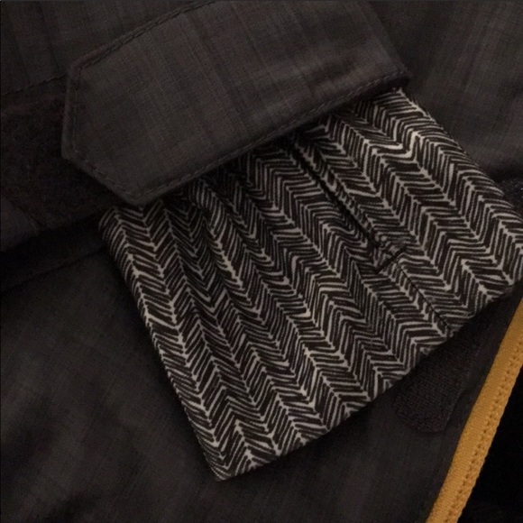 O’Neill Snowboarding Coat- NWT! - Picture 3 of 6